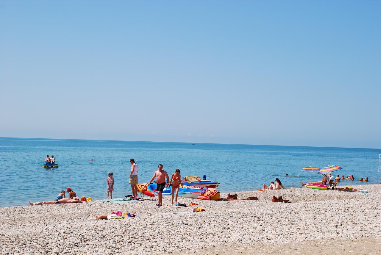 Baza Otdyha Miya Hotel Gudauta Bagian luar foto